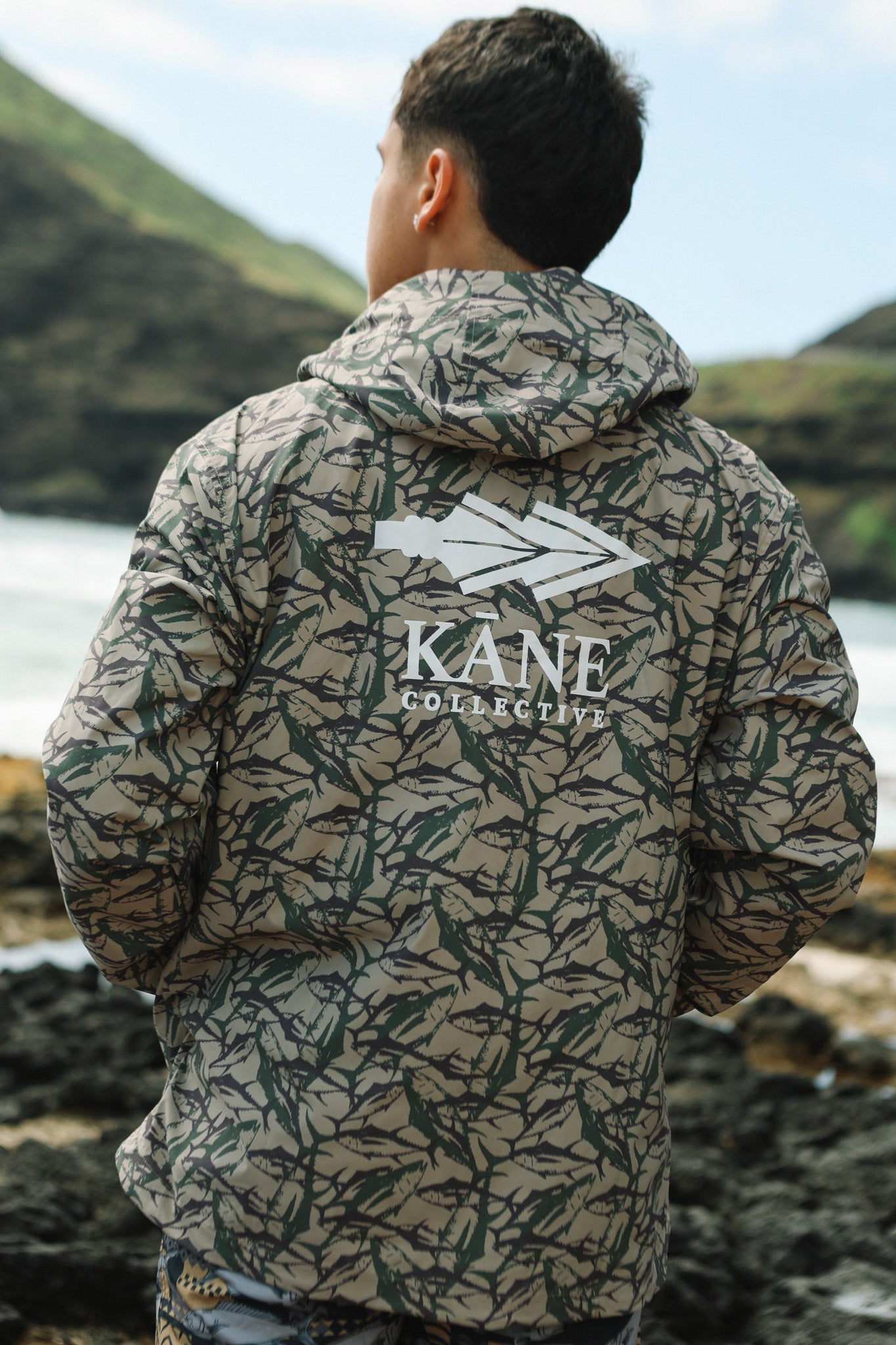 Ahi Camo Windbreaker