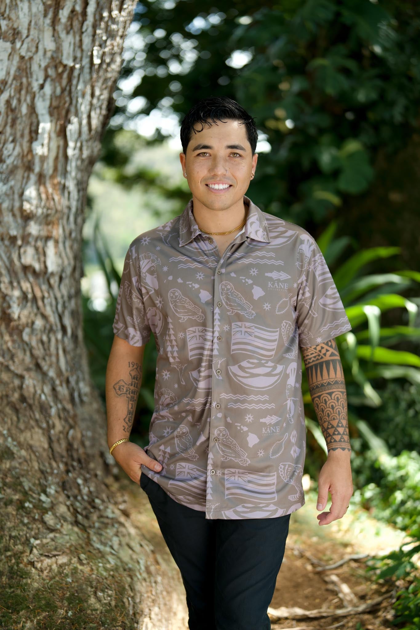Mea Hawai'i Dri Fit Aloha Shirt